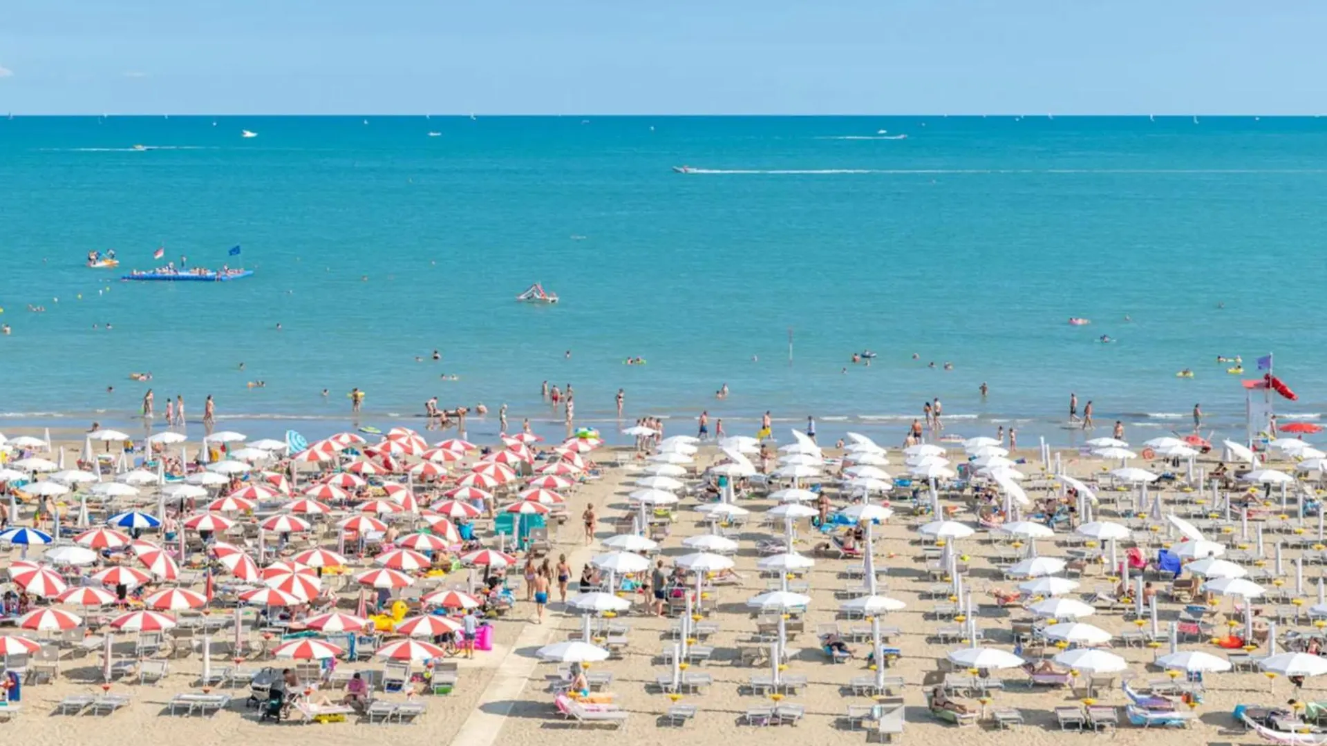 Caorle Awaits You In A Comfortable 3 Bdr Apartment Italy